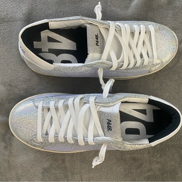 Women's Glitter Sneakers - Picture 5 of 5